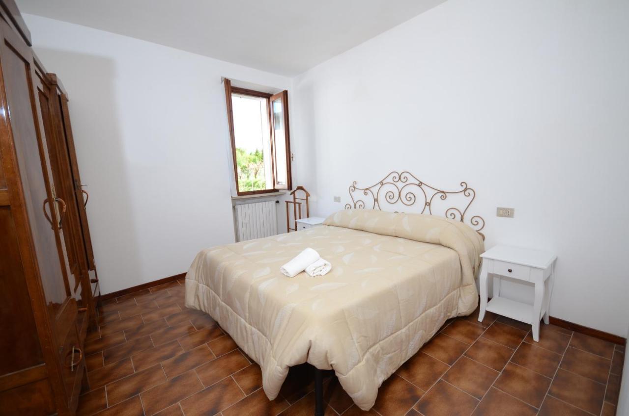 Corte Vezzola Trilocale Tommaso Puegnago Exteriör bild